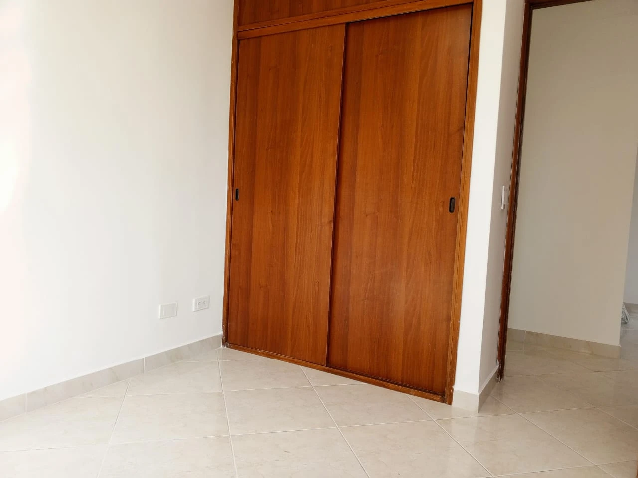 Apartamento en arriendo Loma de los  Bernal 