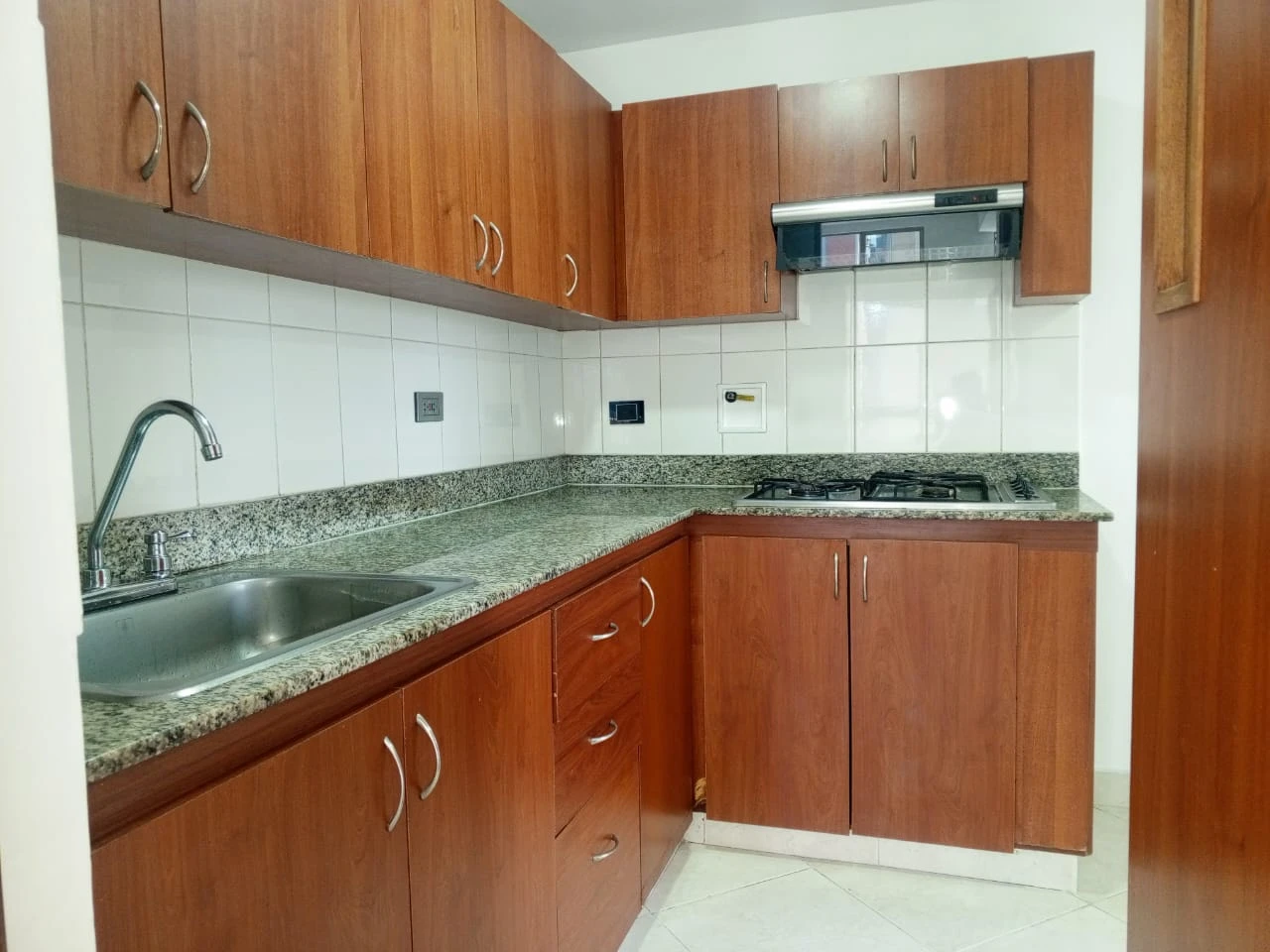 Apartamento en arriendo Loma de los  Bernal 