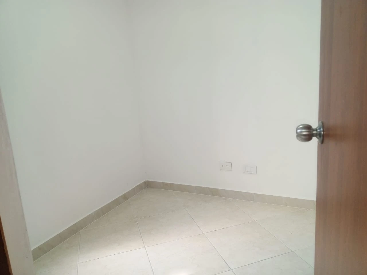 Apartamento en arriendo Loma de los  Bernal 