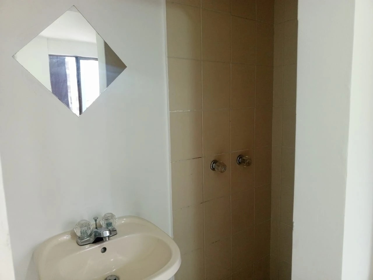 Apartamento en arriendo Loma de los  Bernal 