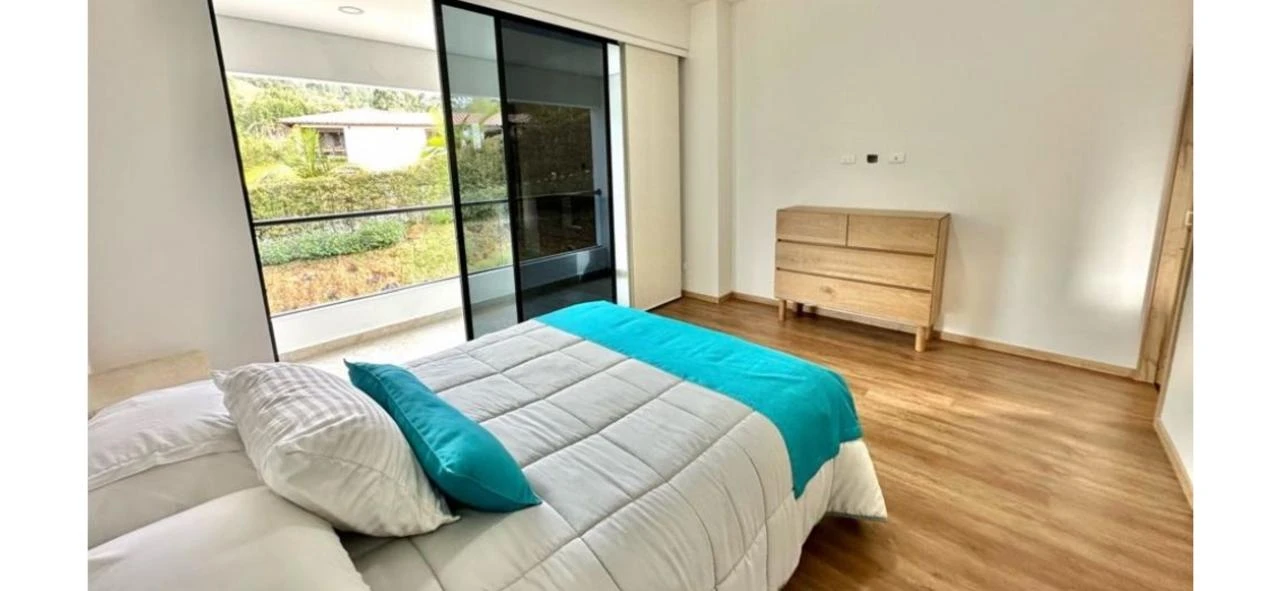 Casa campestre en arriendo en Parcelación Monte Alto - El Retiro 