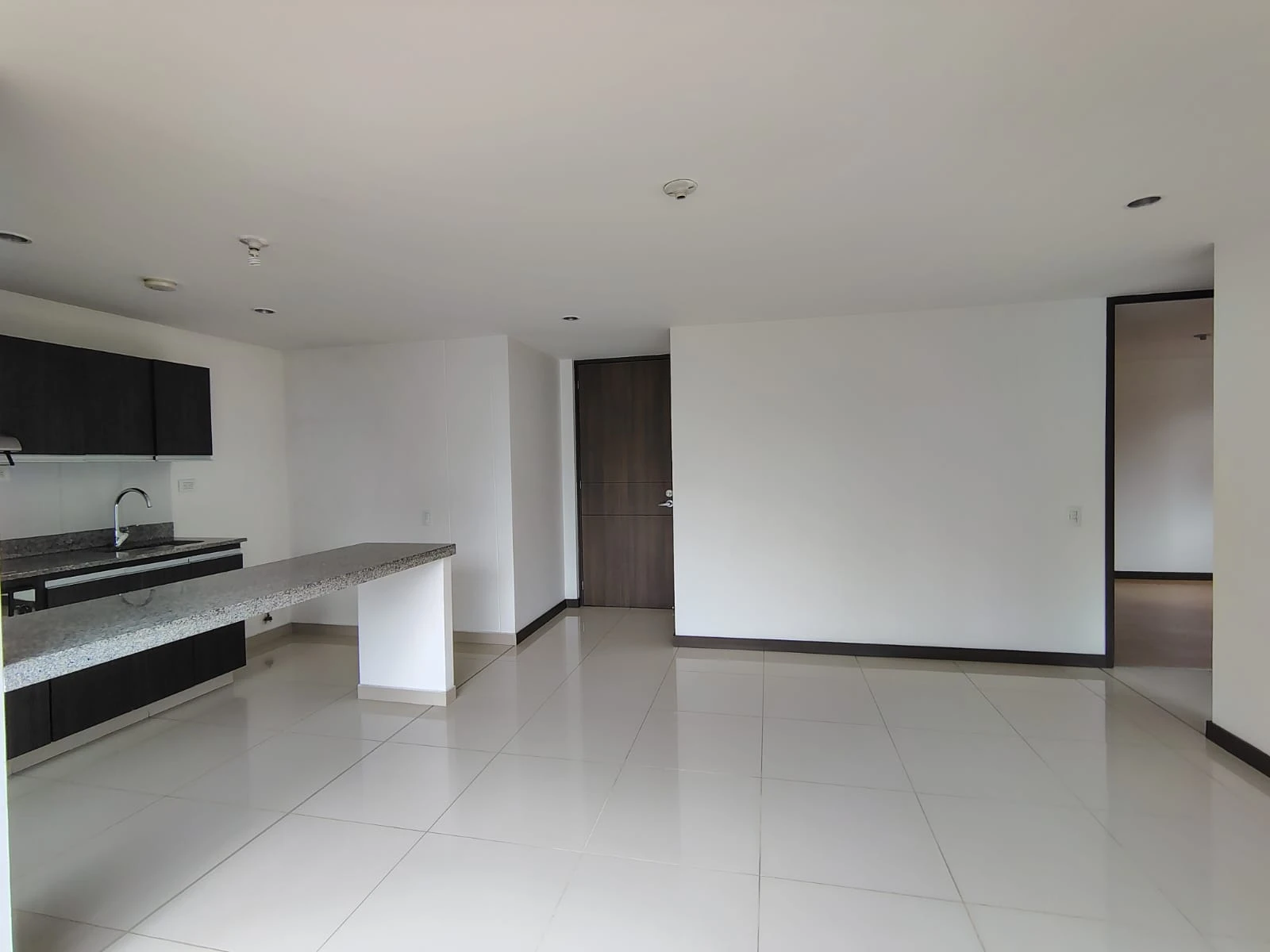 Apartamento en arriendo sector Intermedia