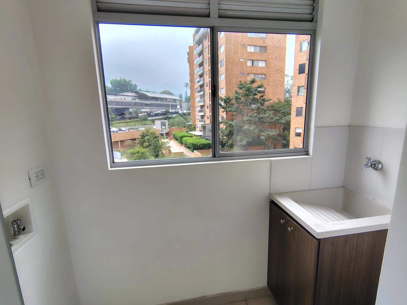 Apartamento en arriendo sector Intermedia