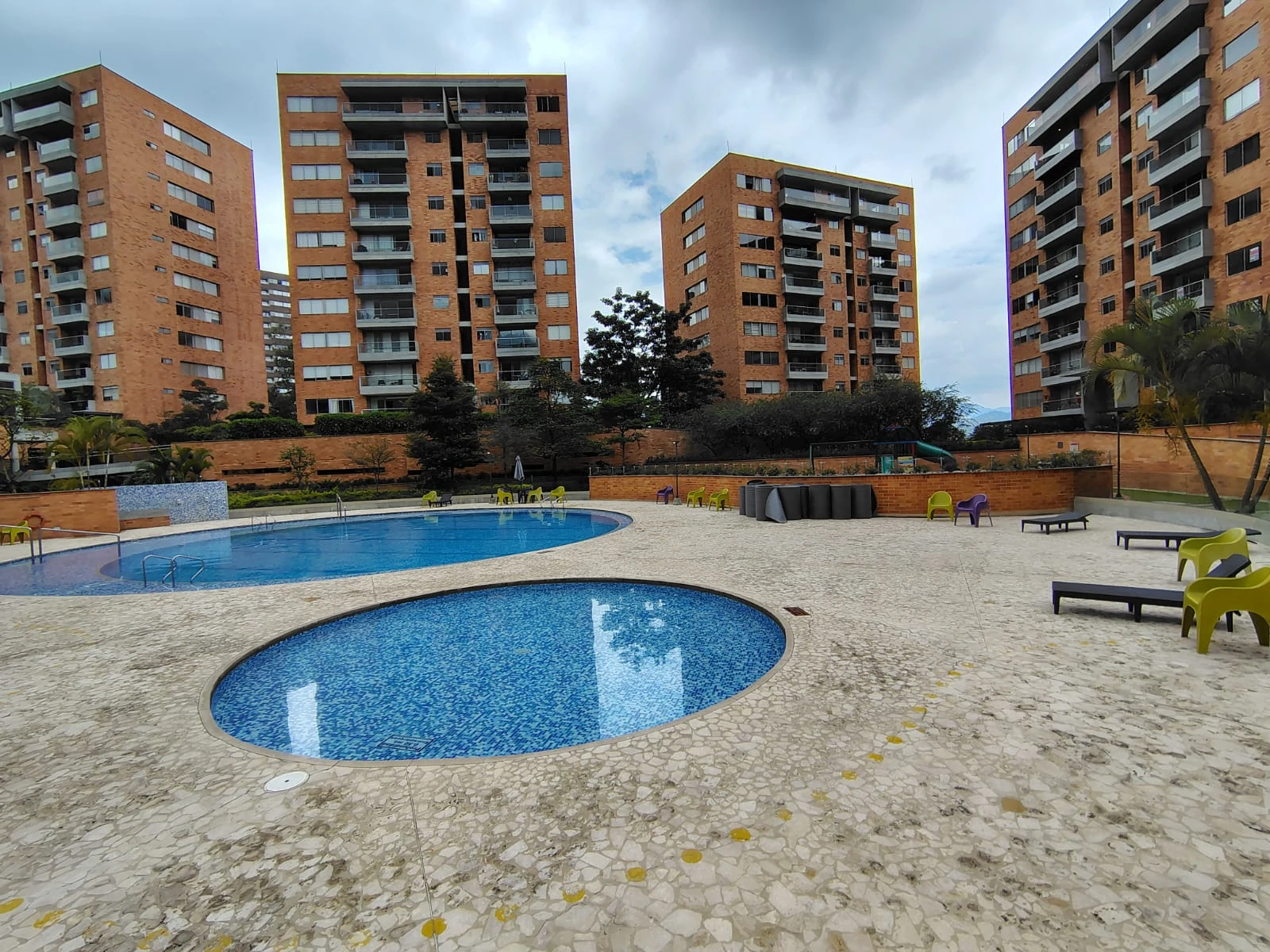 Apartamento en arriendo sector Intermedia