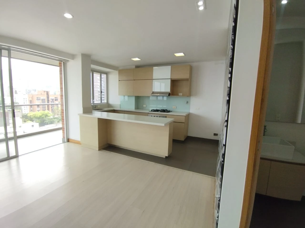 Arriendo Apartamento en Poblado