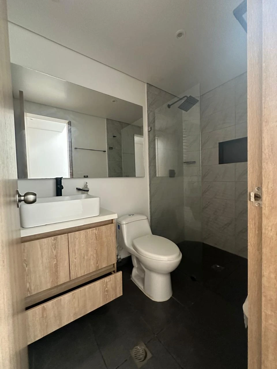 CASA LOTE EN VENTA Y ARRIENDO, EL TABLAZO - RIONEGRO 
