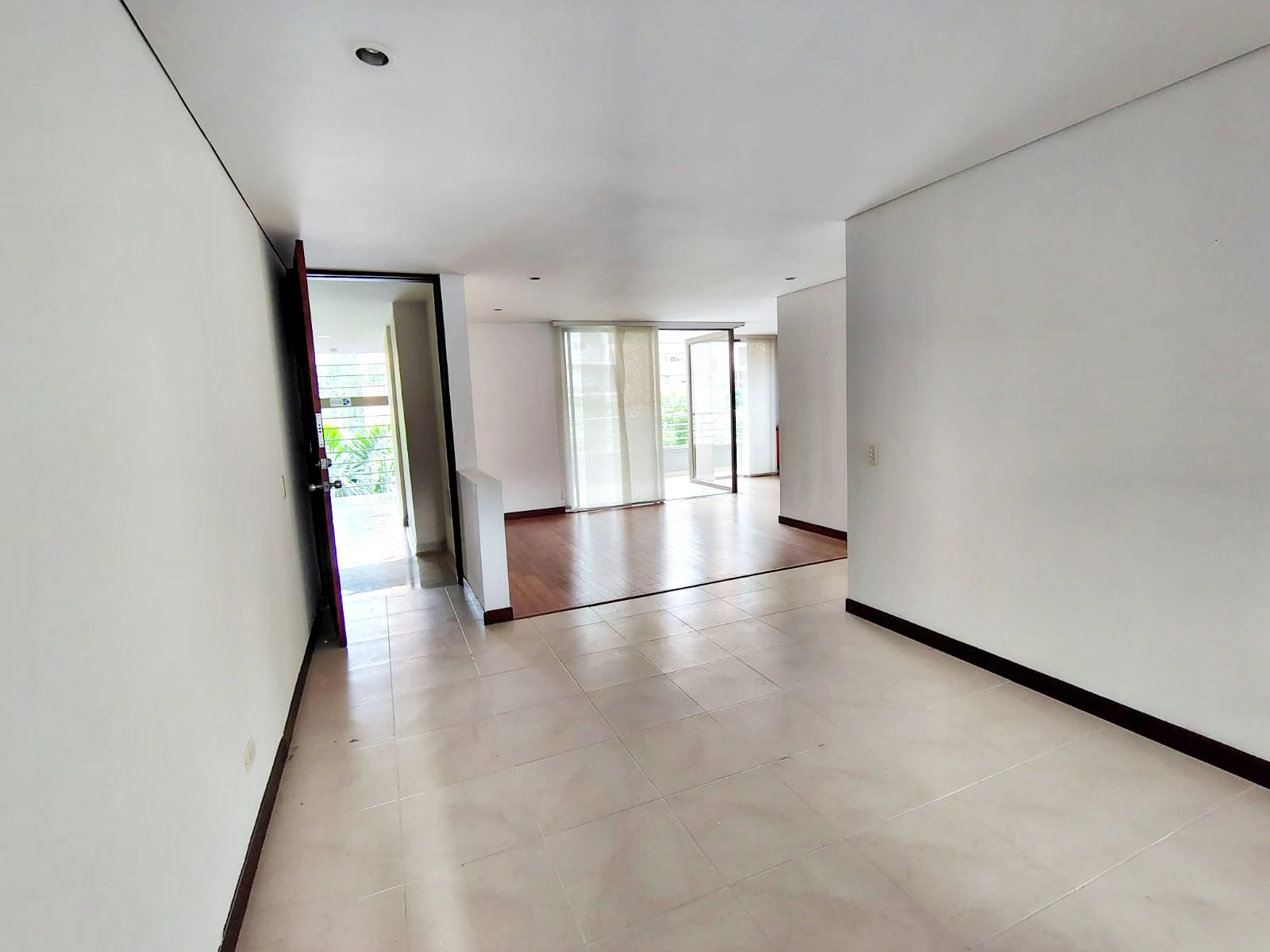 Apartamento en arriendo sector Milla de Oro