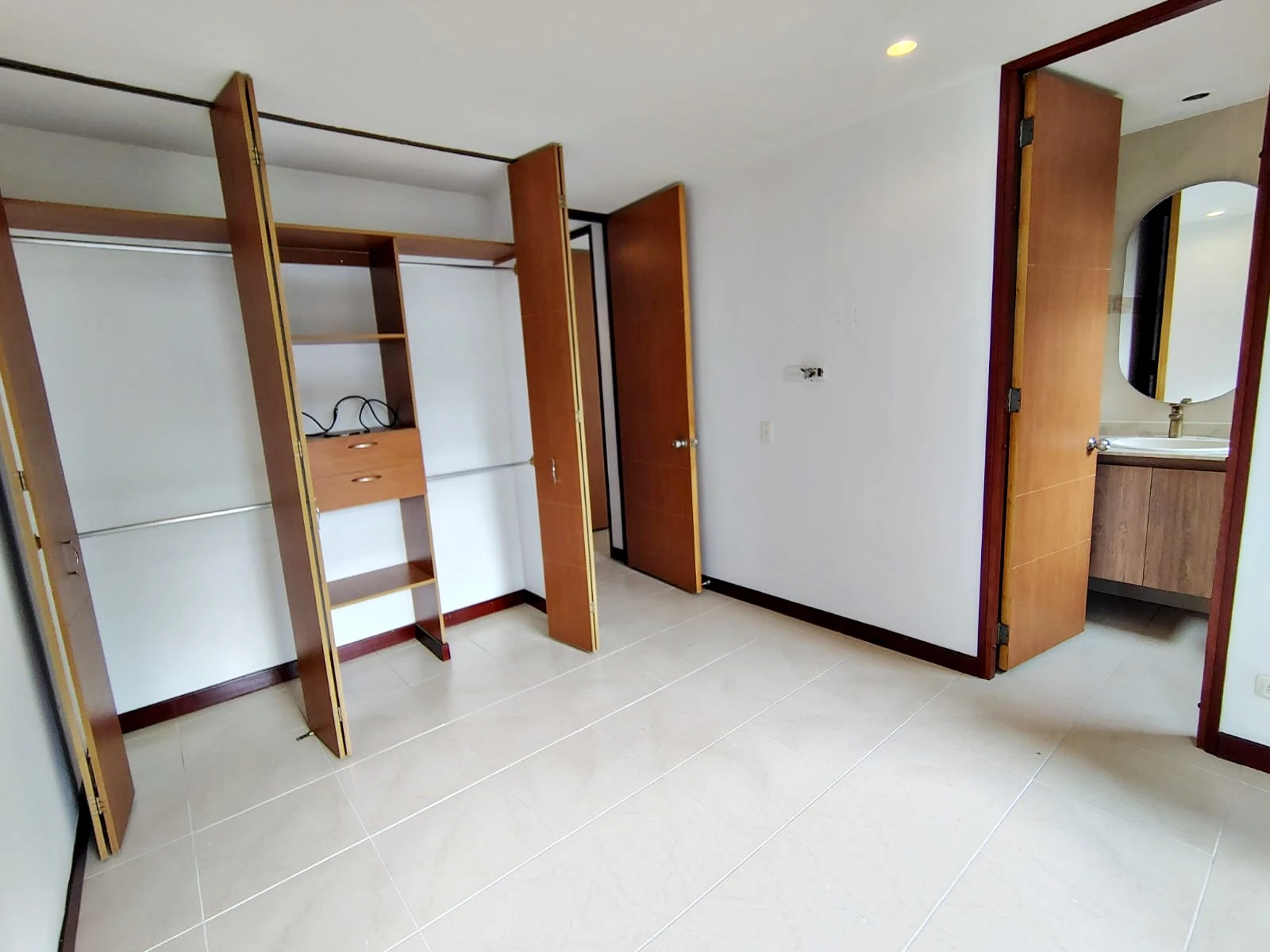Apartamento en arriendo sector Milla de Oro