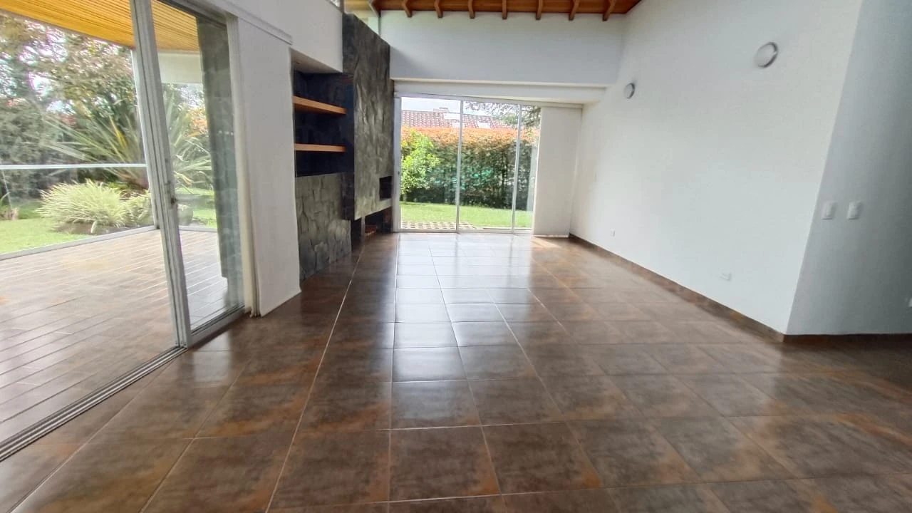 CASA LOTE EN ARRIENDO EN GUALANDAY RIONEGRO. 