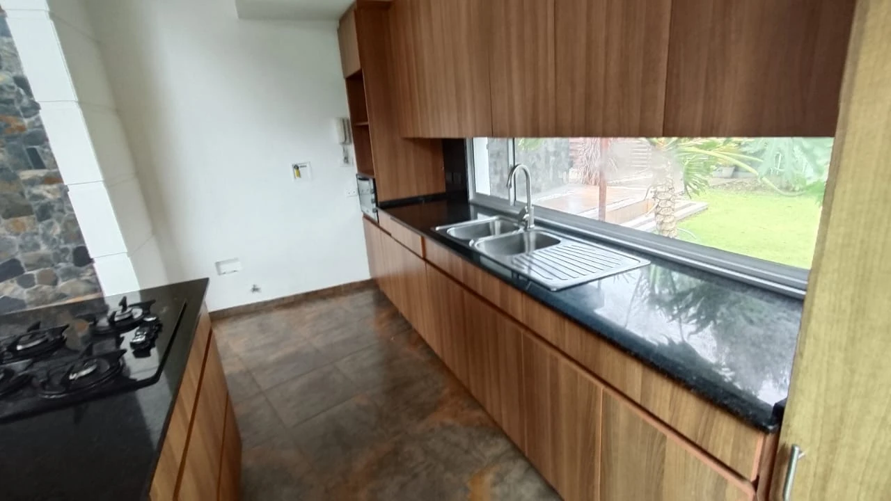 CASA LOTE EN ARRIENDO EN GUALANDAY RIONEGRO. 