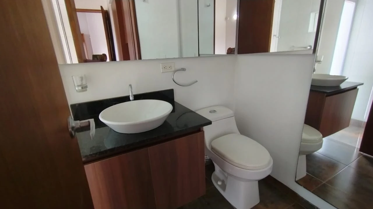CASA LOTE EN ARRIENDO EN GUALANDAY RIONEGRO. 