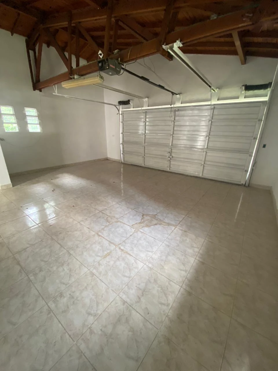 Casa Comercial en la Frontera