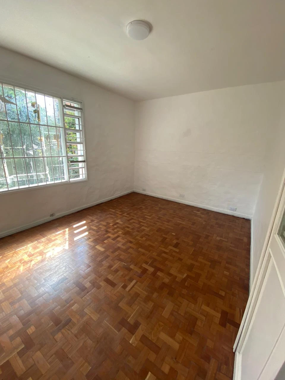 Casa Comercial en la Frontera