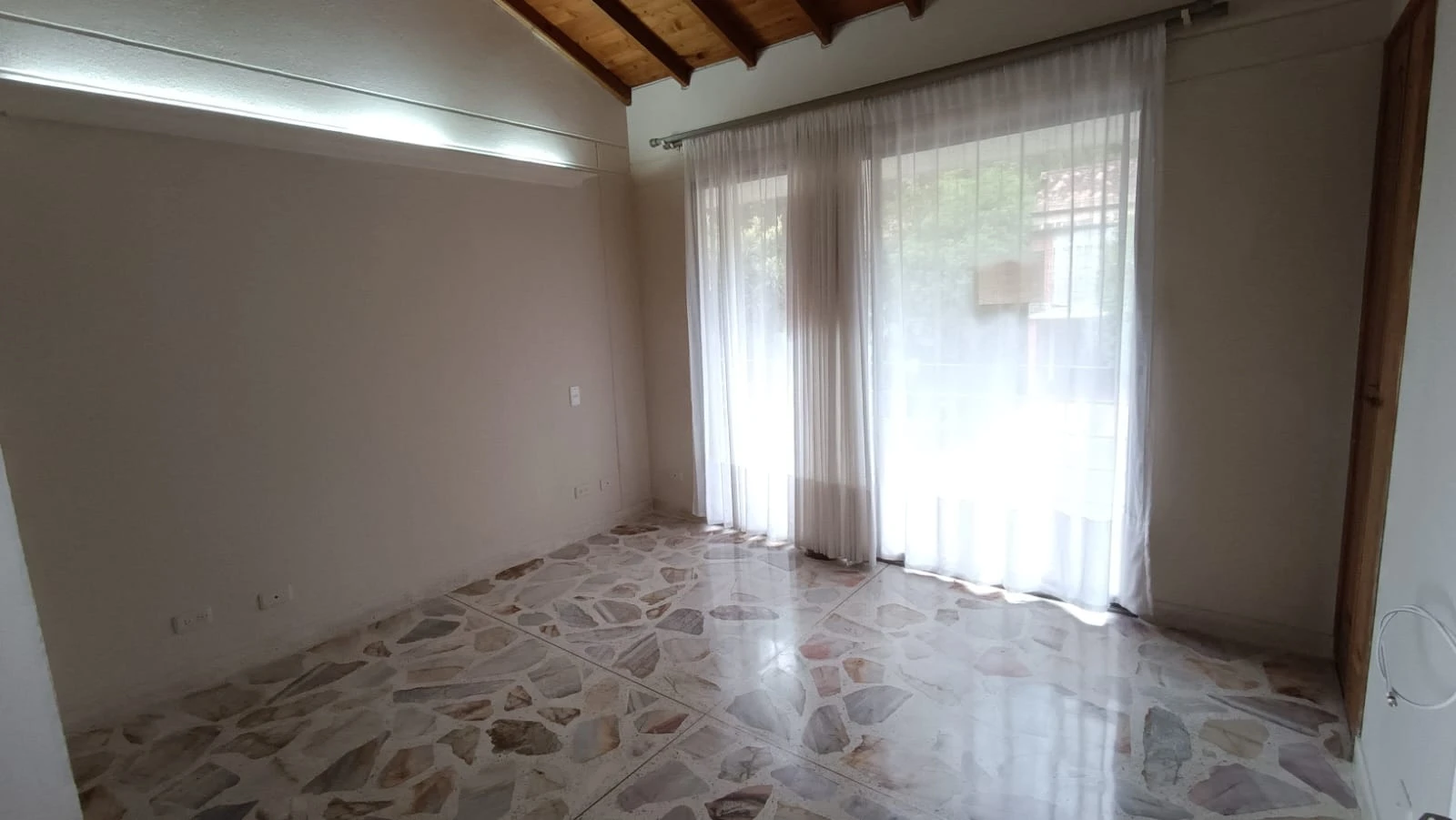 Casa en Arriendo Loma de Las Brujas Envigado
