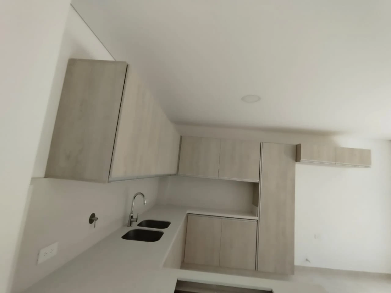 CASA EN VENTA Y ARRIENDO EN EL CARMEN DE VIBORAL