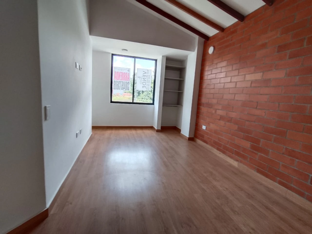 CASA EN VENTA Y ARRIENDO EN EL CARMEN DE VIBORAL