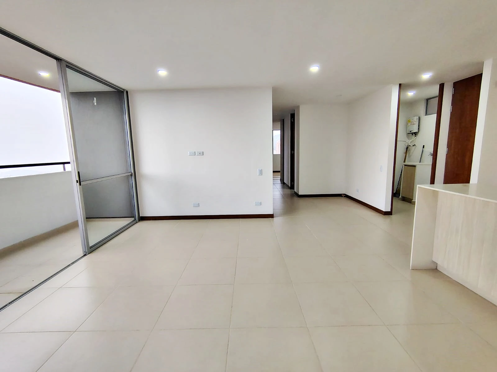 Apartamento en arriendo sector Loma de los Gonzalez