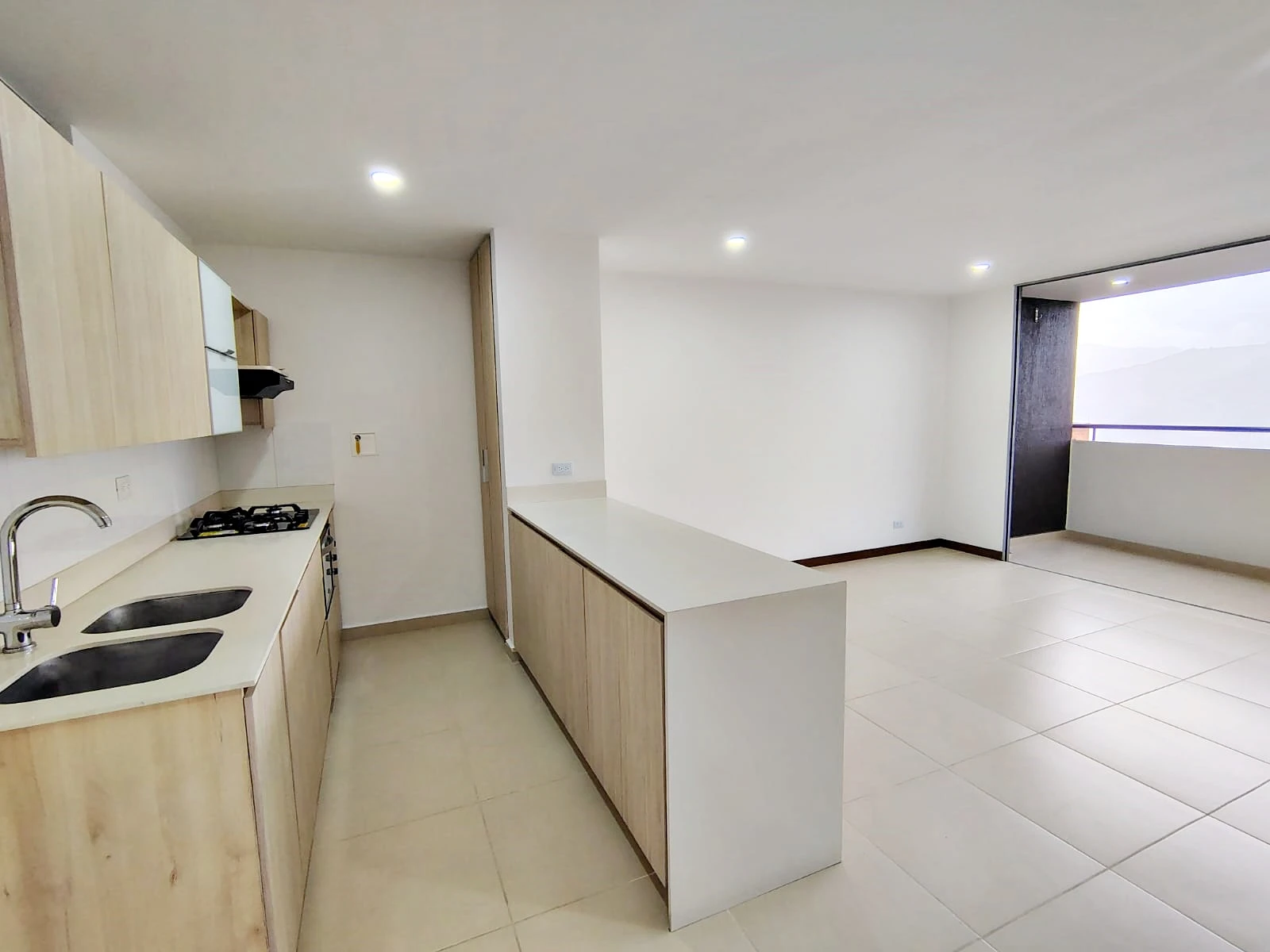 Apartamento en arriendo sector Loma de los Gonzalez