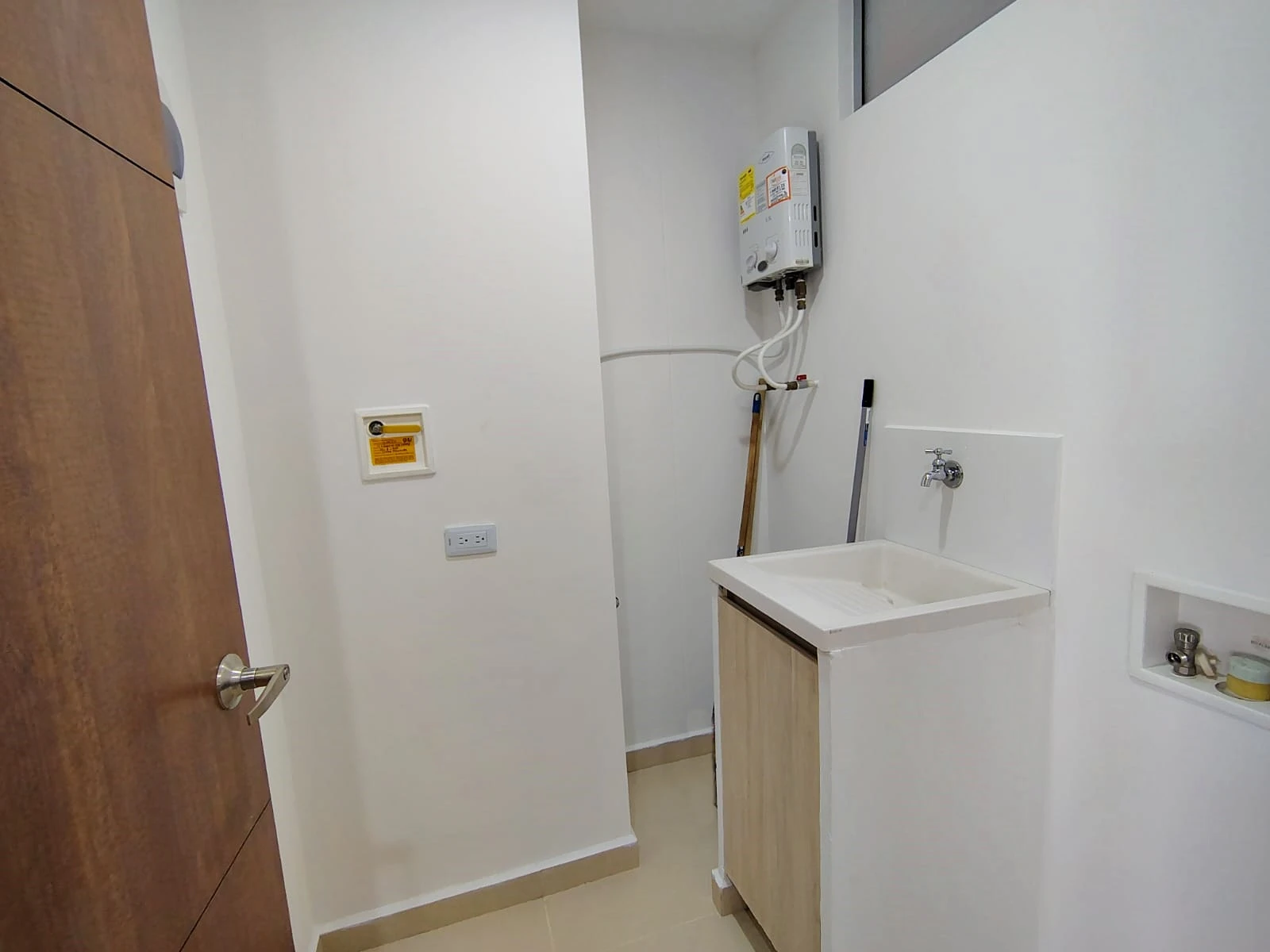 Apartamento en arriendo sector Loma de los Gonzalez