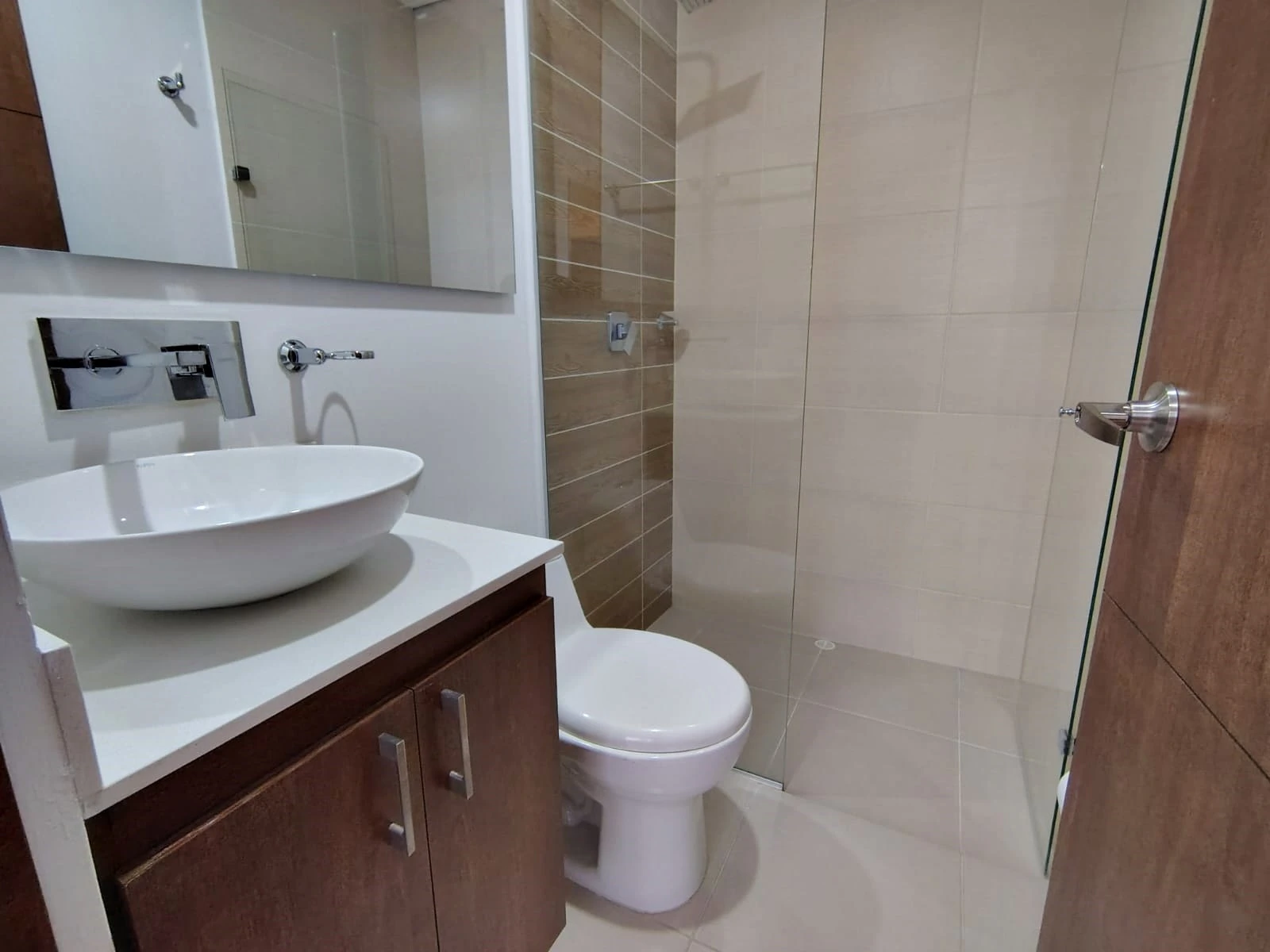 Apartamento en arriendo sector Loma de los Gonzalez