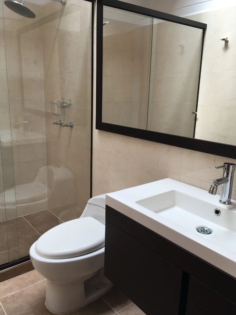 Casa campestre en arriendo y venta en el Retiro en Vía Palmas 