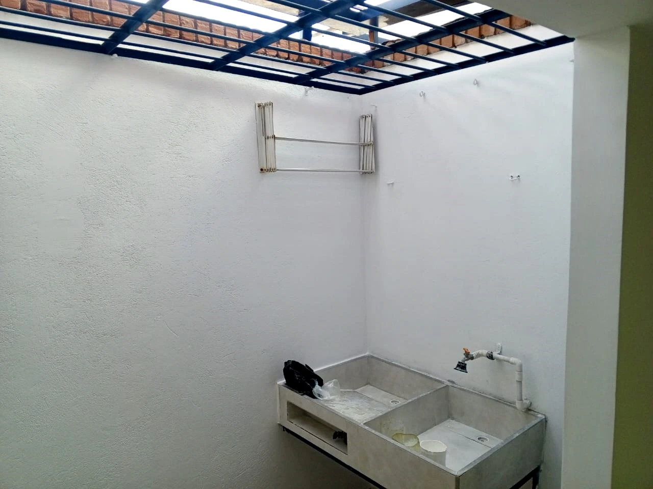 Casa para arrendar en sector La Mota, Belén  