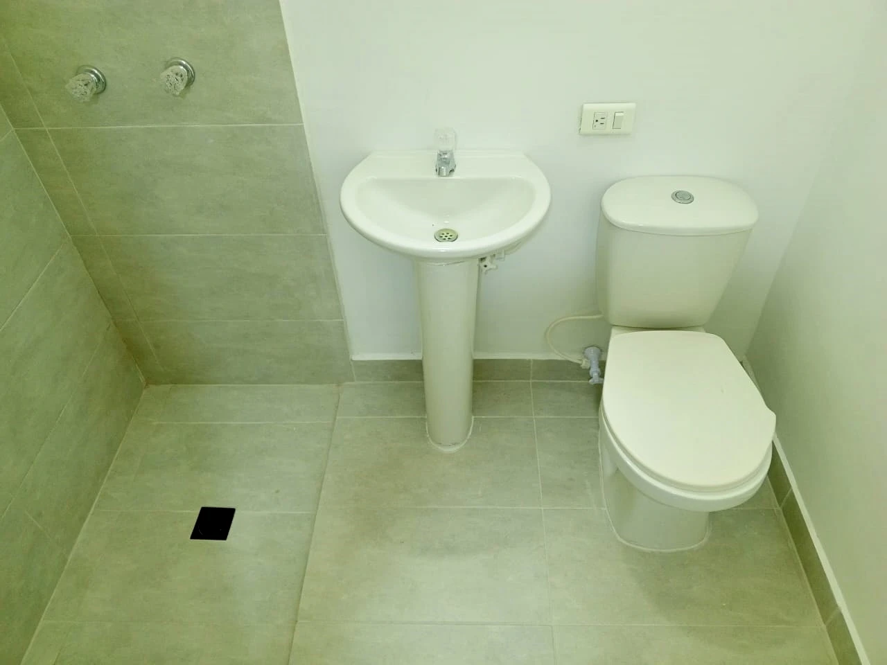 Casa para arrendar en sector La Mota, Belén  