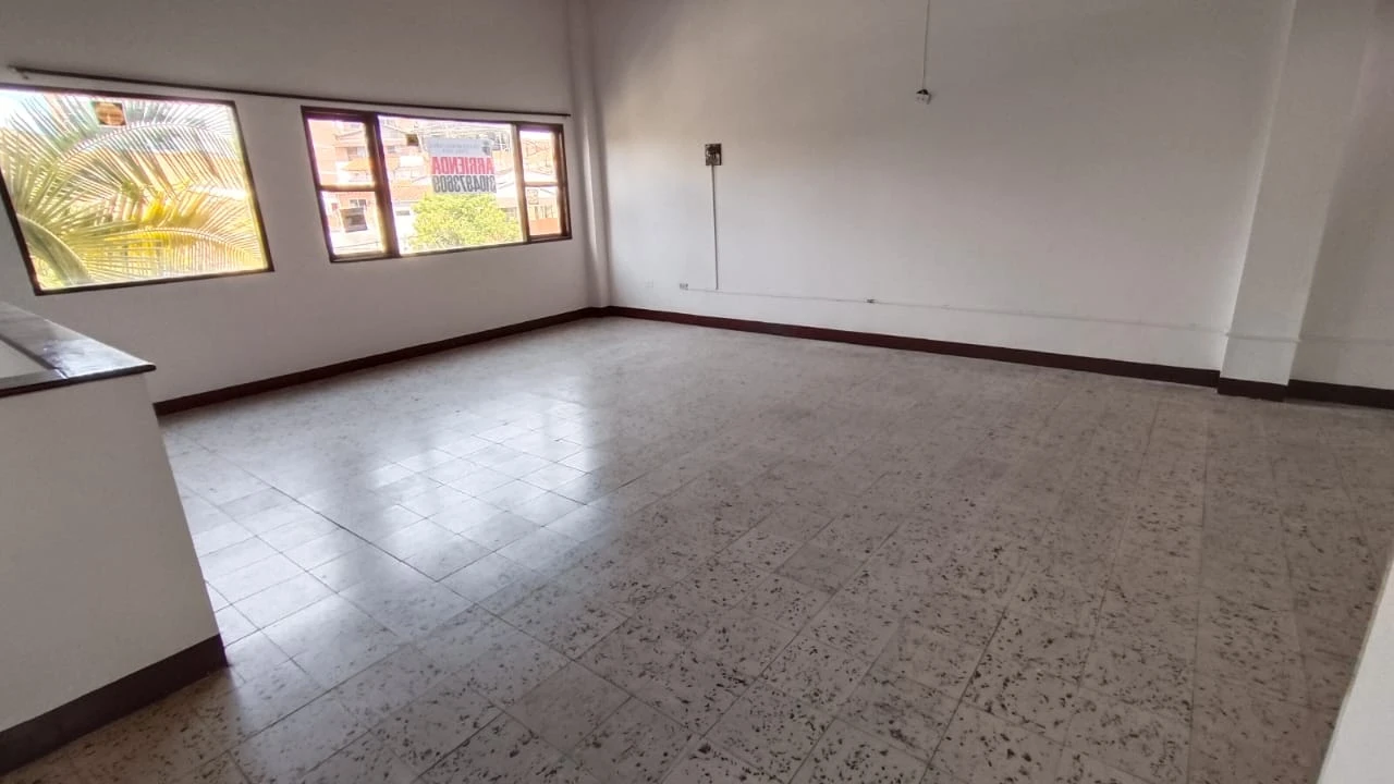 OFICINA O LOCAL EN ARRIENDO EN CENTRO DE RIONEGRO 