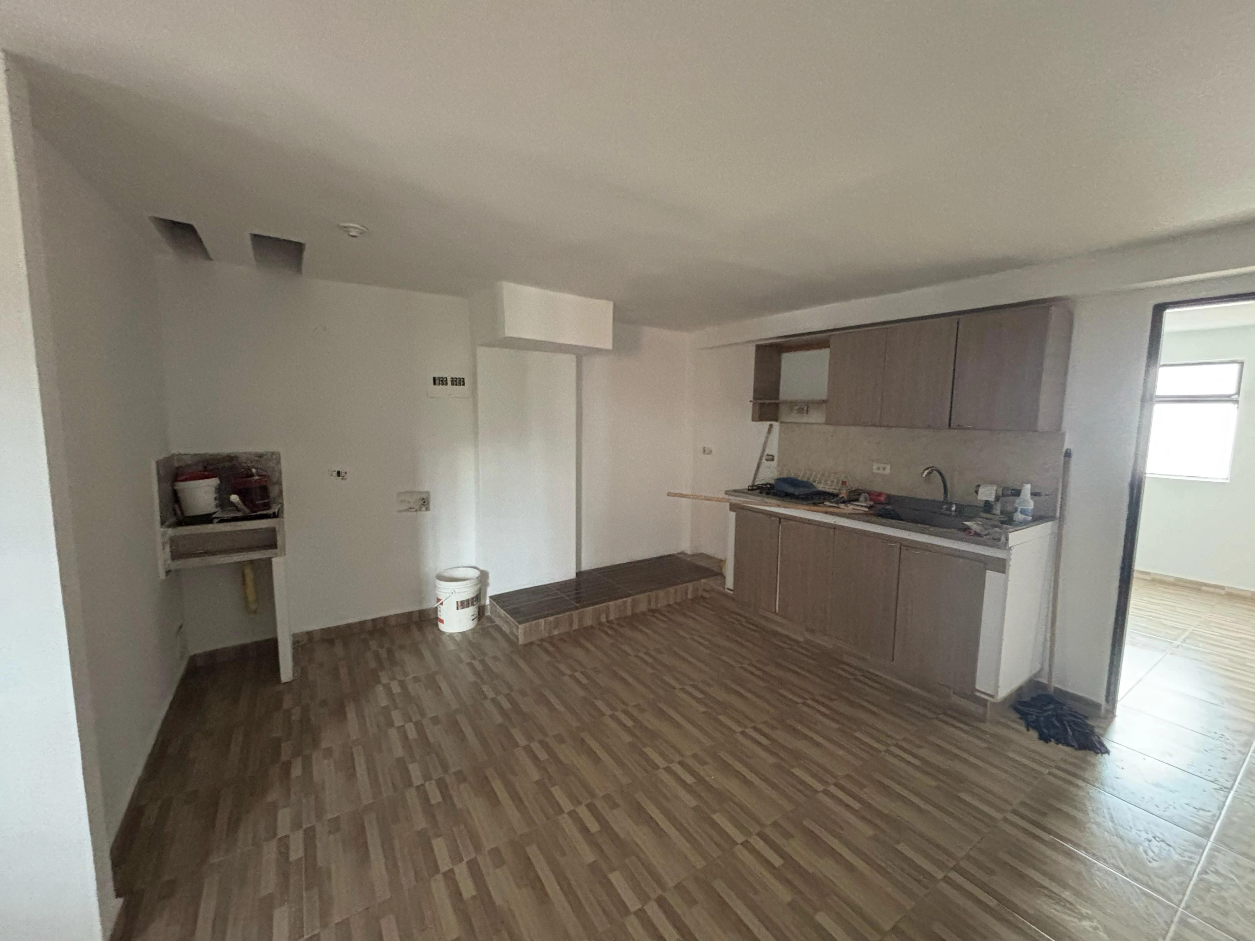 Aparta estudio para arrendar en Calasanz