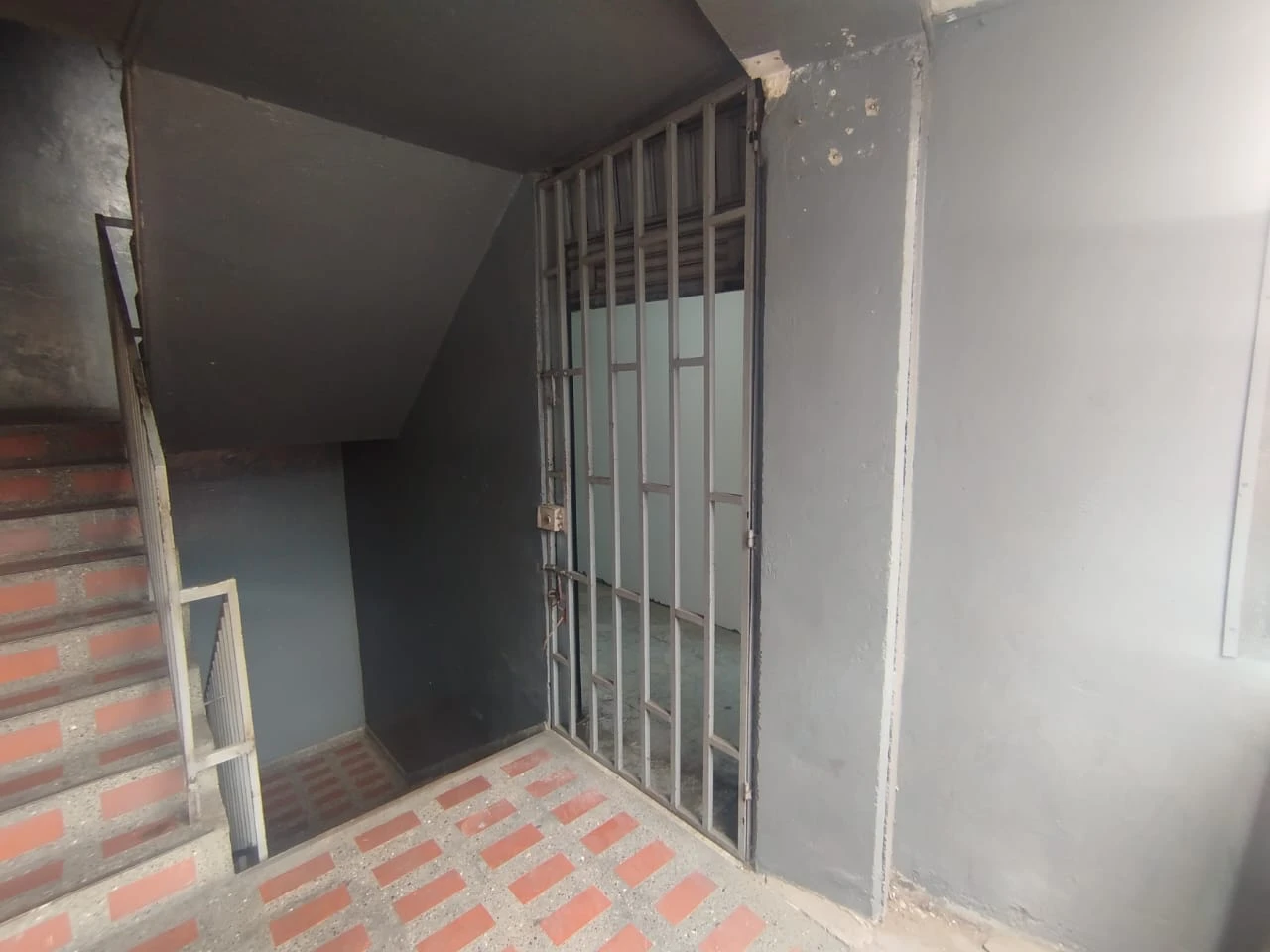 arriendo local en Copacabana 