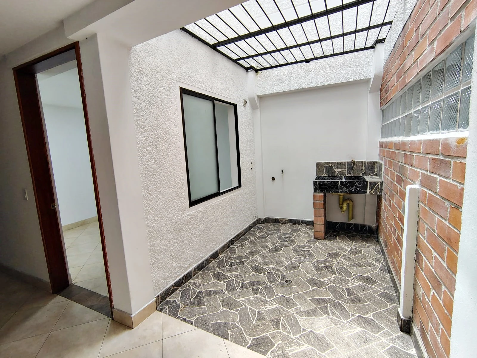 Apartamento en arriendo sector Alto de las Flores