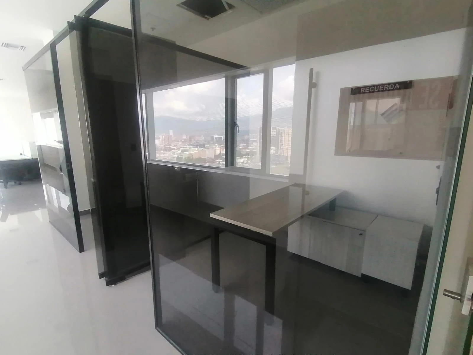 Oficina en Arriendo en el poblado  Medellin