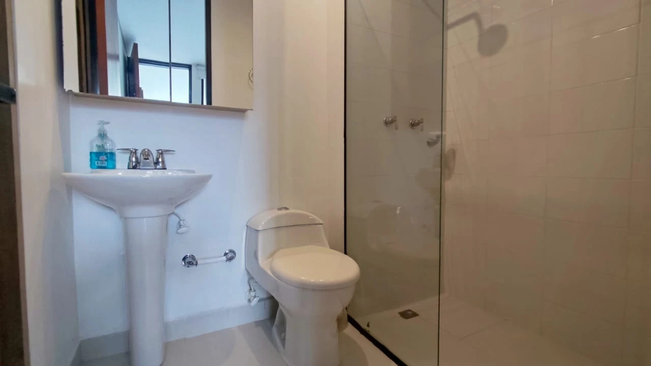 apartamento en arriendo sector superior padre marianito