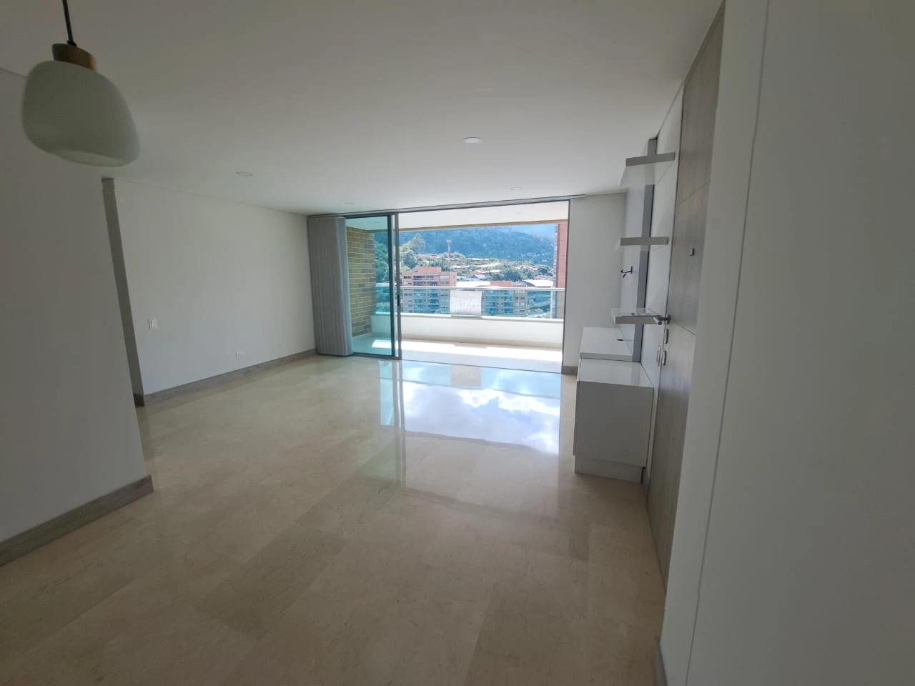 Apartamento en Arriendo en Envigado Loma los Mesa