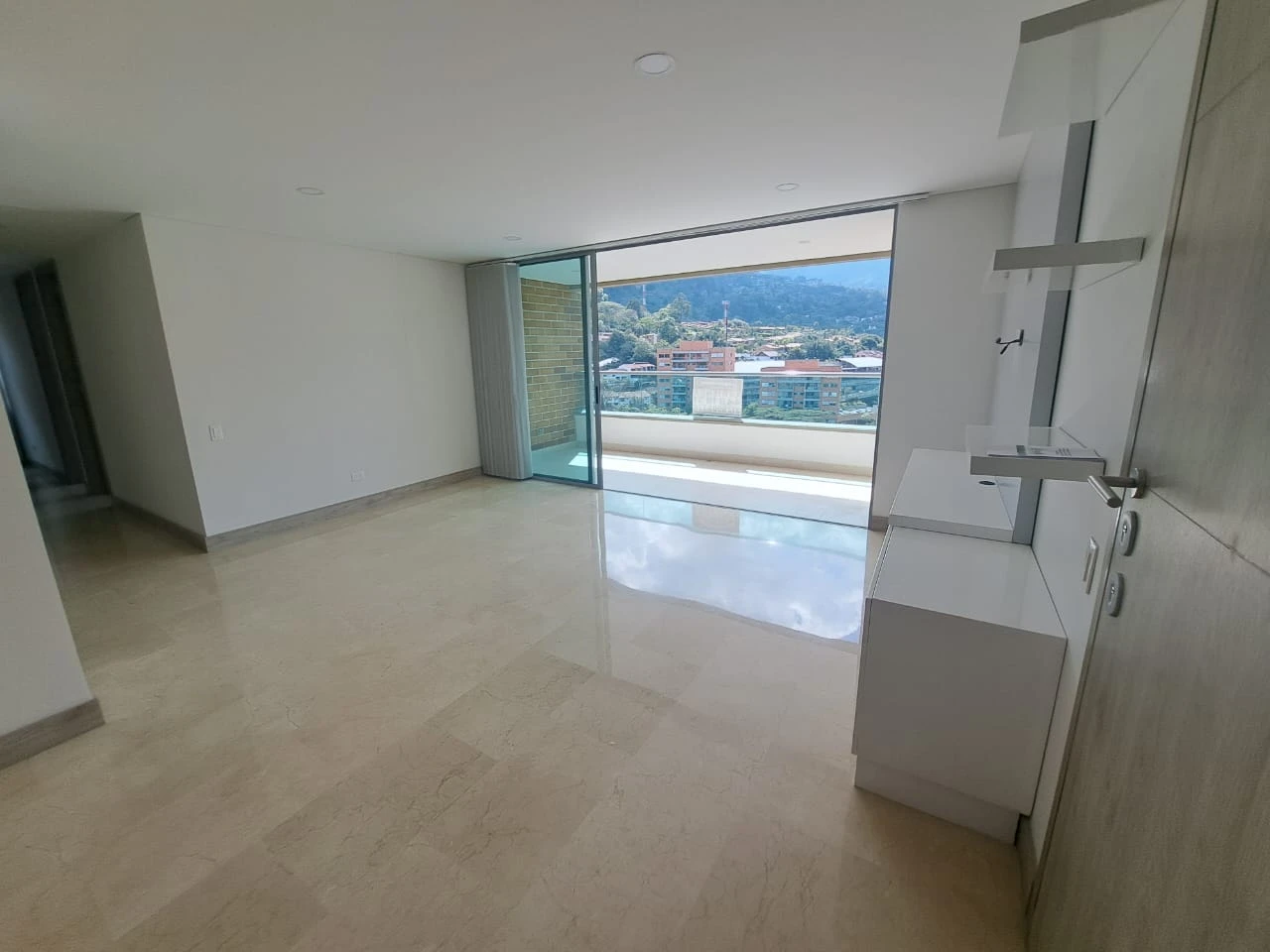 Apartamento en Arriendo en Envigado Loma los Mesa