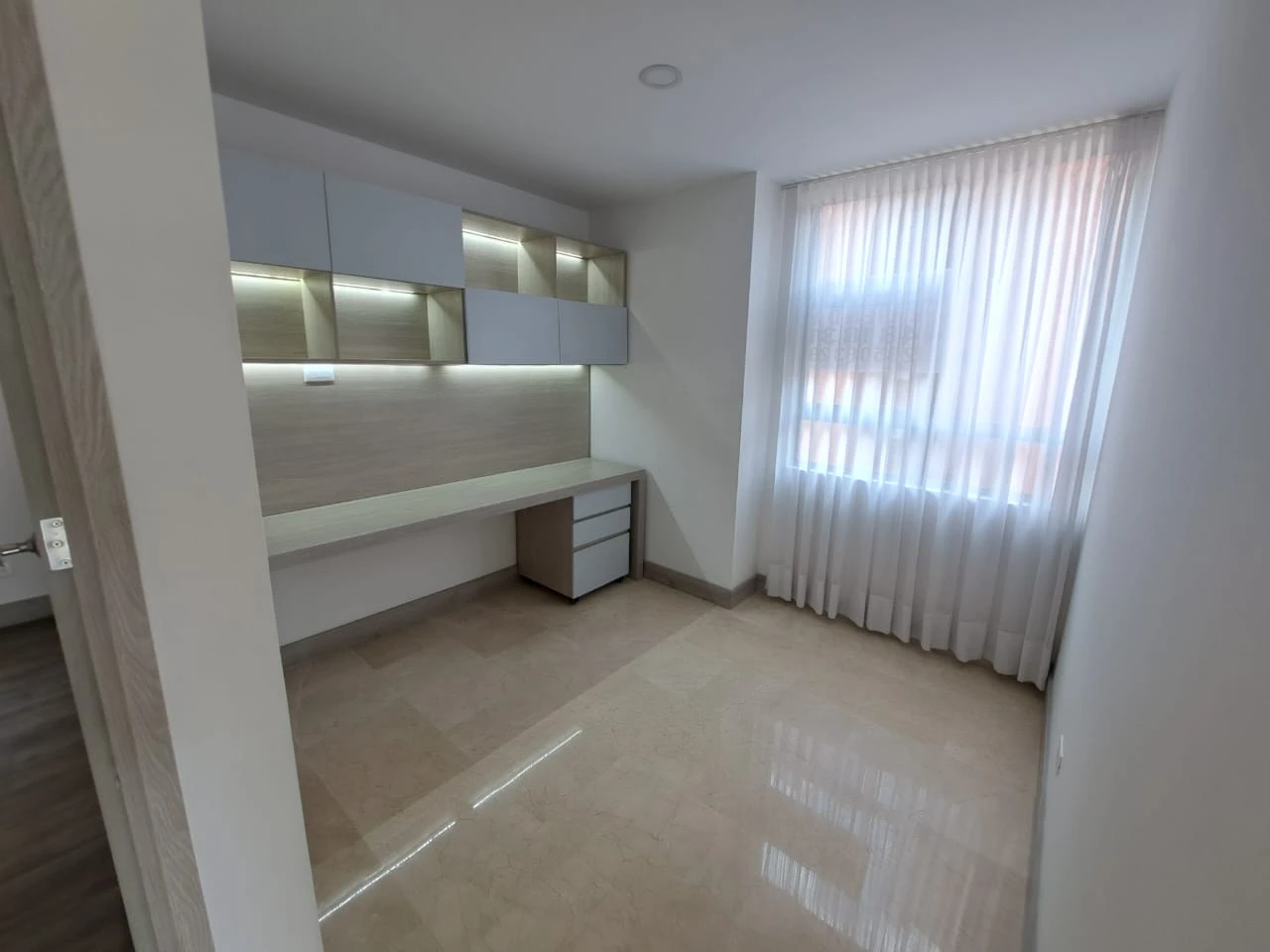 Apartamento en Arriendo en Envigado Loma los Mesa