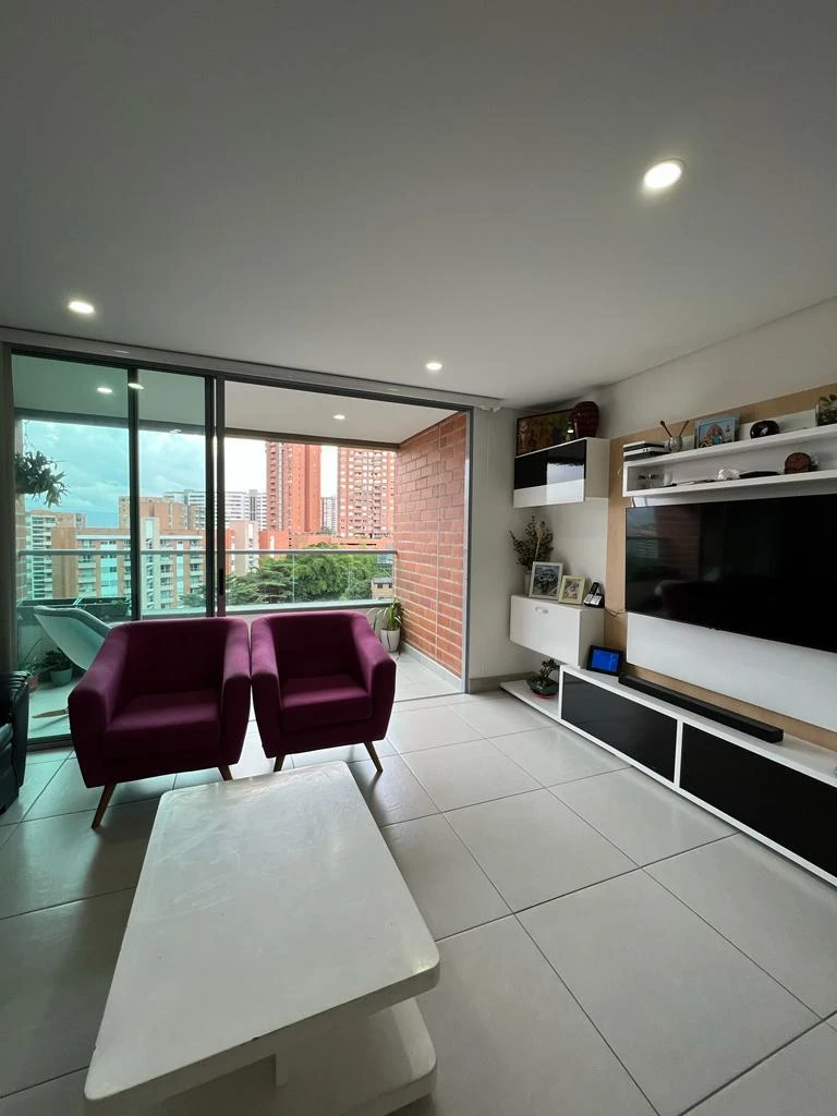 Apartamento en Arriendo Loma Los Mesa Envigado