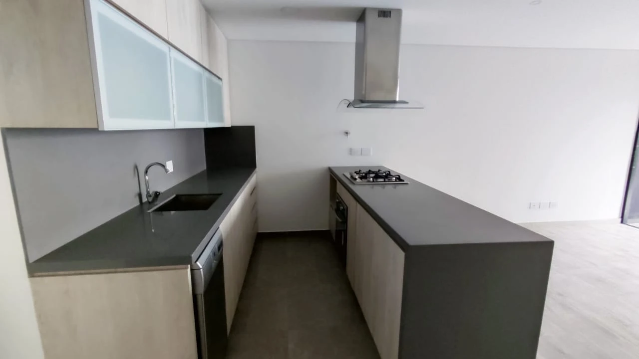apartamento en arriendo sector superior padre marianito