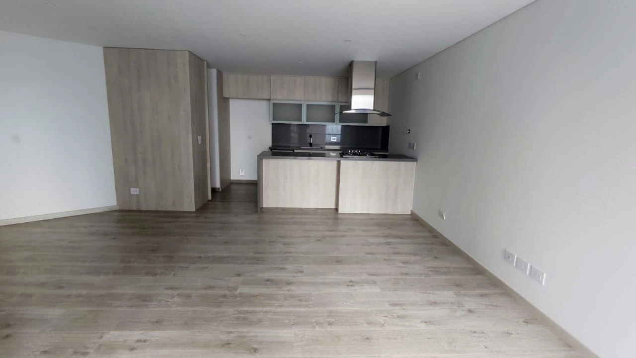 apartamento en arriendo sector superior padre marianito