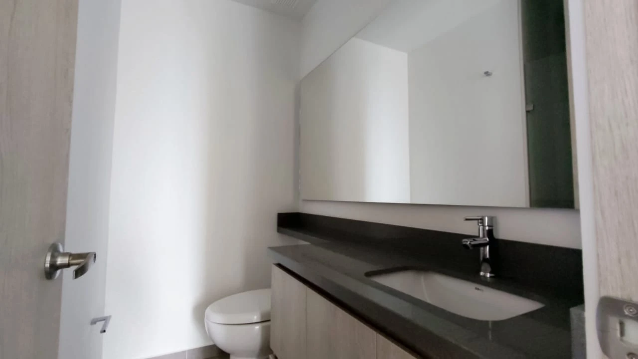 apartamento en arriendo sector superior padre marianito