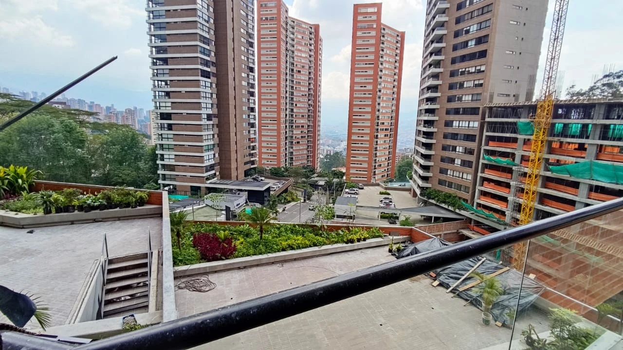 apartamento en arriendo sector superior padre marianito