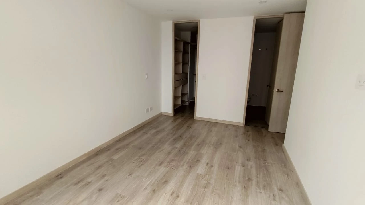 apartamento en arriendo sector superior padre marianito