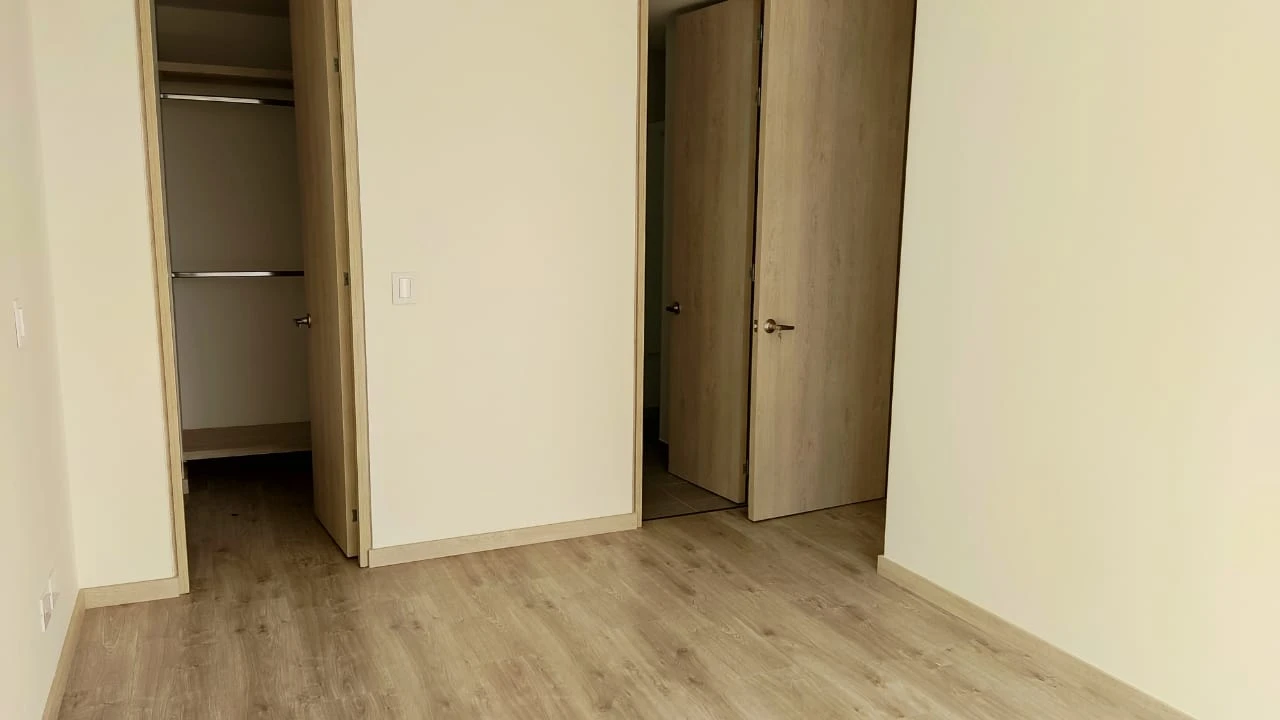 apartamento en arriendo sector superior padre marianito