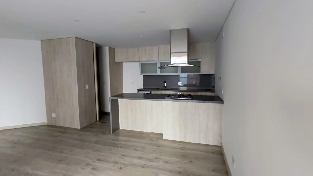 apartamento en arriendo sector superior padre marianito
