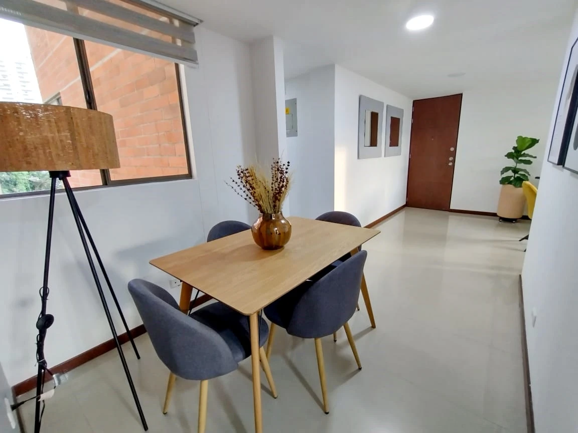 Apartamento amoblado en arriendo sector San Diego