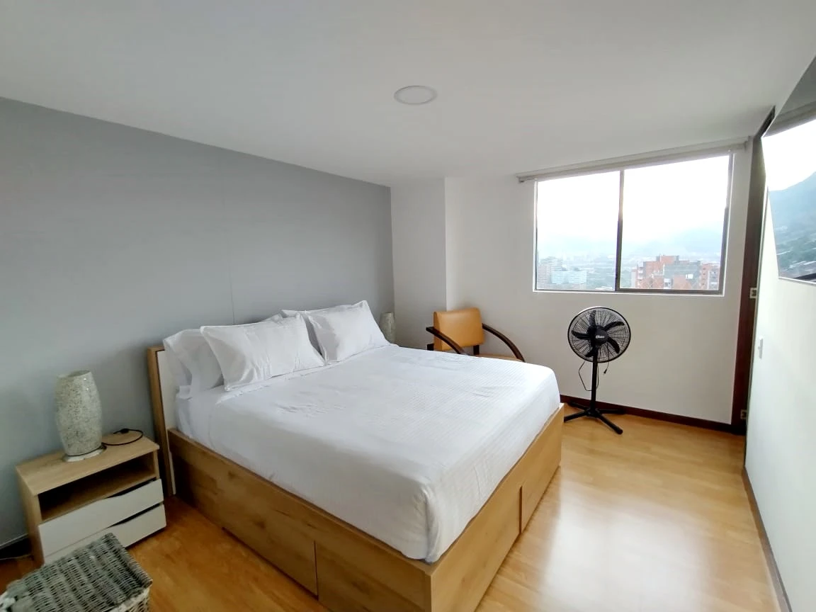 Apartamento amoblado en arriendo sector San Diego