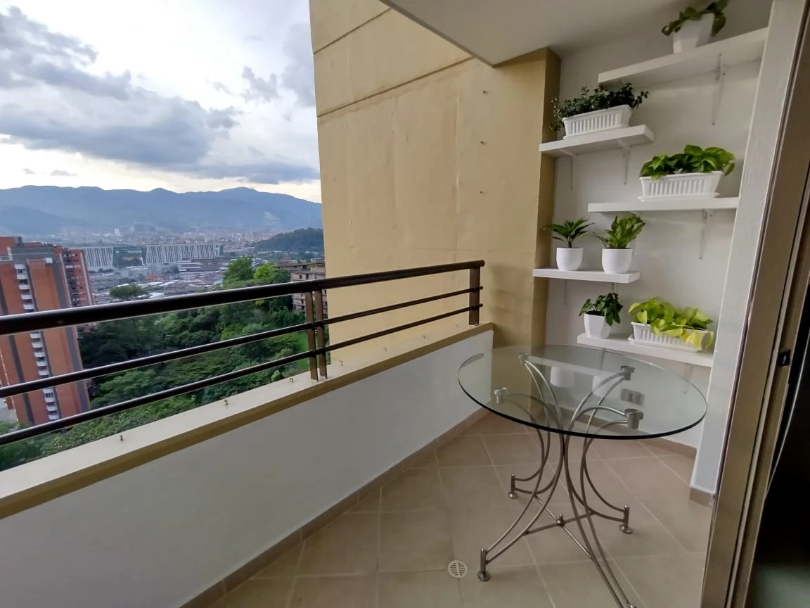 Apartamento amoblado en arriendo sector San Diego