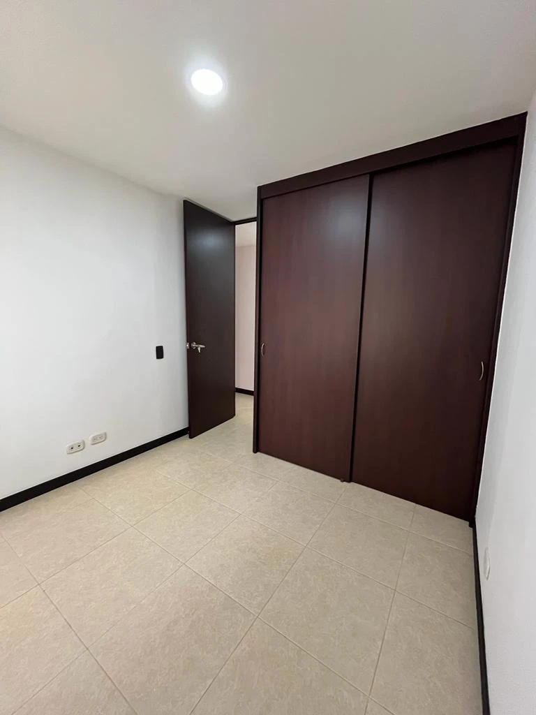 apartamento en arriendo sector loma del indio