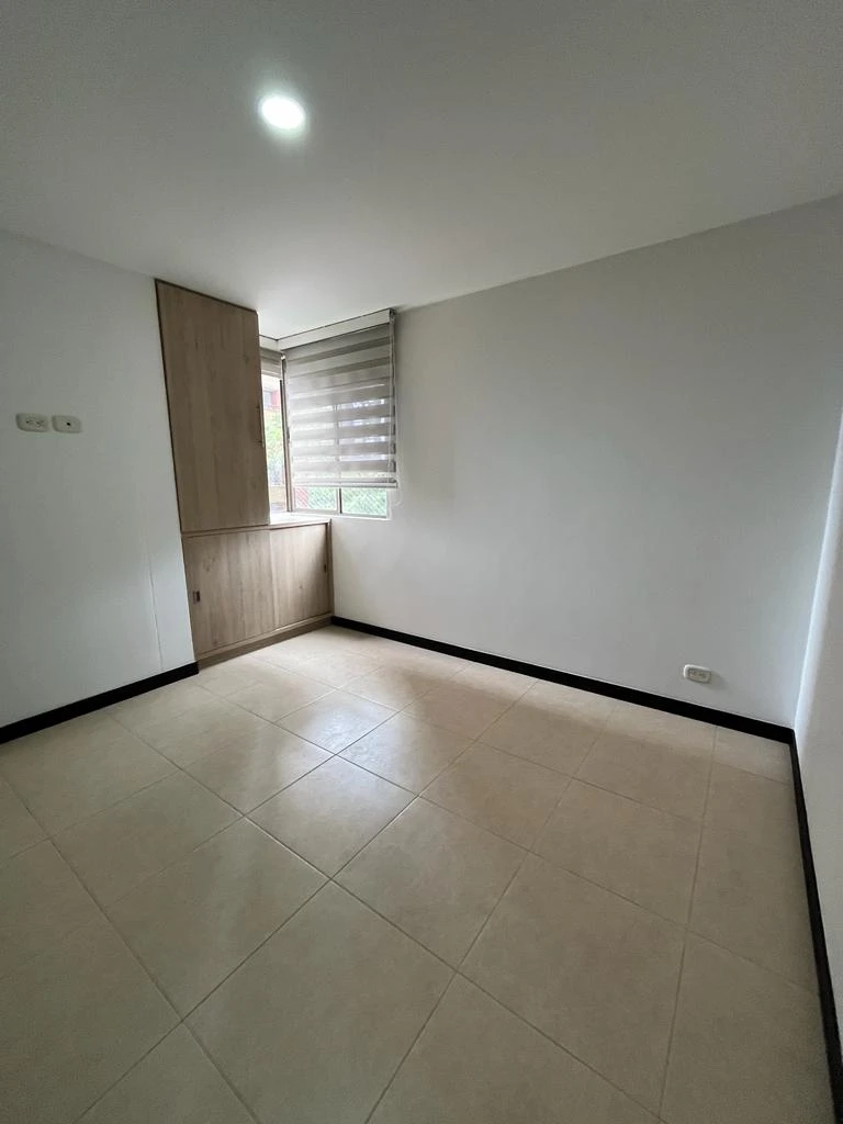 apartamento en arriendo sector loma del indio