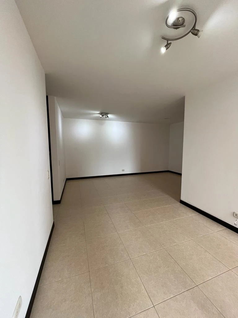 apartamento en arriendo sector loma del indio